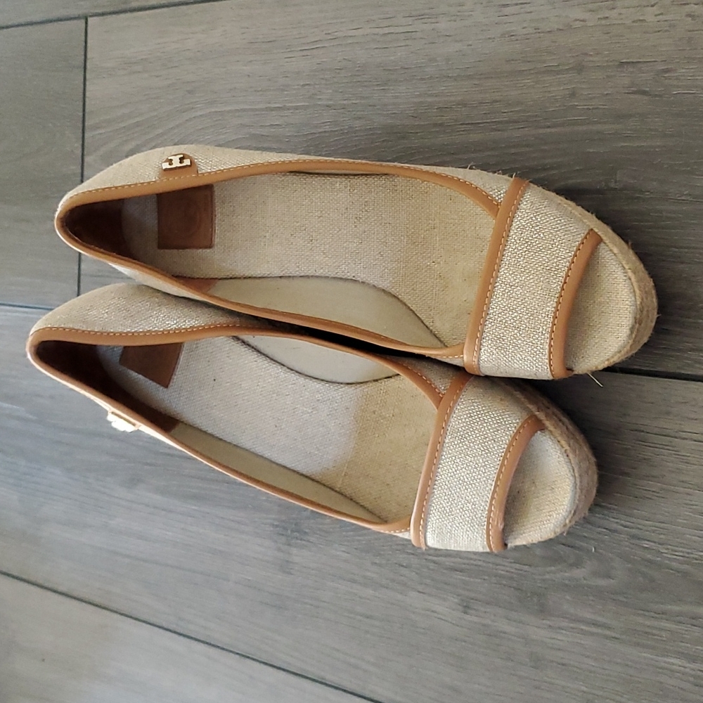 Tan Tory Burch espadrille size 7.5
